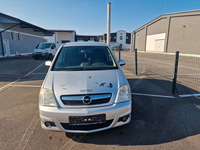 Opel Meriva 185.000 km 790 € Schwandorf 92421