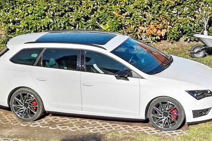 Seat Leon 82.500 km 17.180 &euro; Blankenburg (Harz) 38889