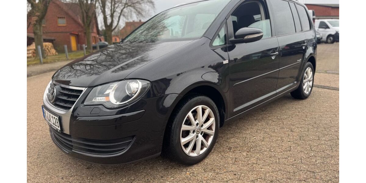 VW Touran 200.000 km 3.990 &euro; Dorfmark 29683