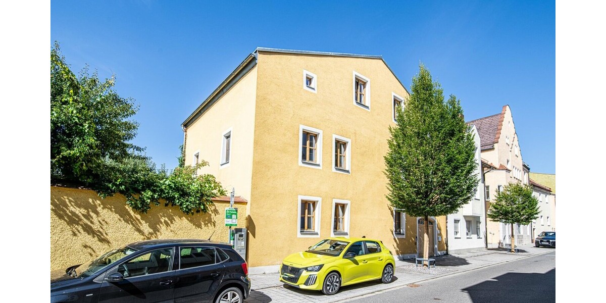 Ein Zuhause mit Geschichte, Charakter und mediterranem Gartenparadies mitten in Cham - Einfamilienhaus Cham | Angebot:27171764