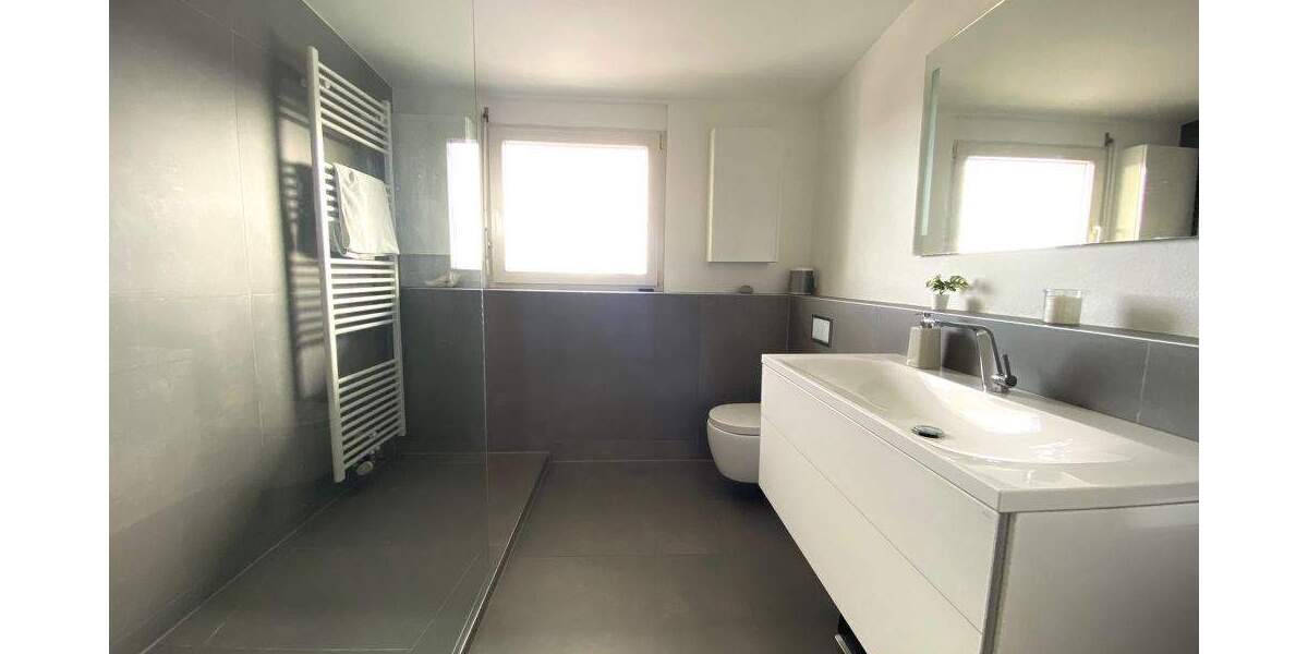 Mehrfamilienhaus, Wohnhaus Asperg - 4 Zimmer, 115 m&sup2;, 550.000&euro; | Angebot:24812285