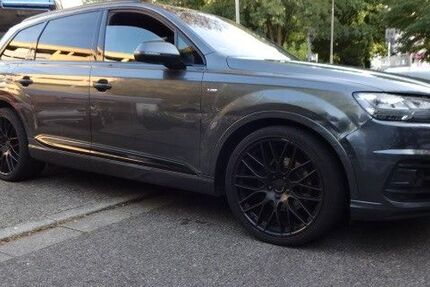 Audi Q7 256.000 km 18.999 € Essen 45276