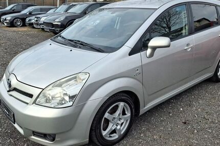 Toyota Corolla Verso 289.000 km 1.299 &euro; Eichenzell 36124