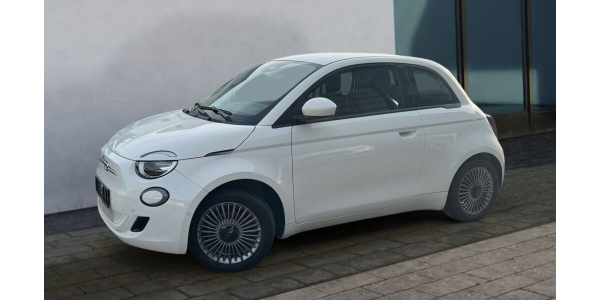 Fiat 500e 38.250 km 21.700 &euro; Lauchringen 79787