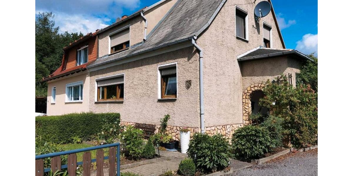 Doppelhaushälfte in 07955 Auma-Weidatal 5 zimmer