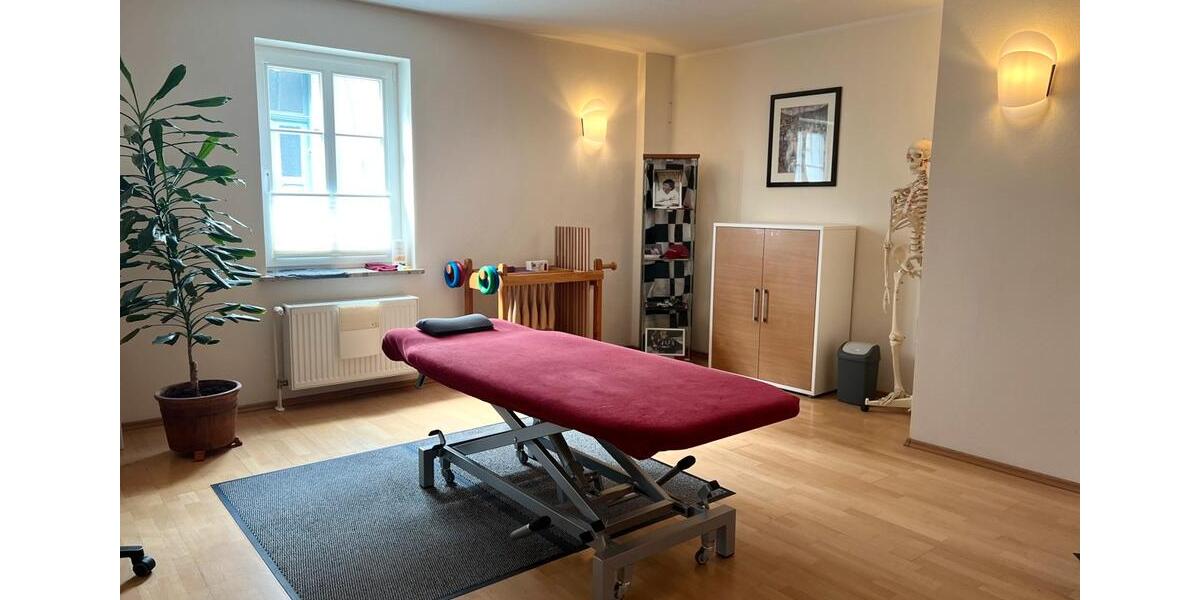Vielseitige Praxisfläche in ruhiger Altstadtlage – Therapie, Beratung, Büro zimmer