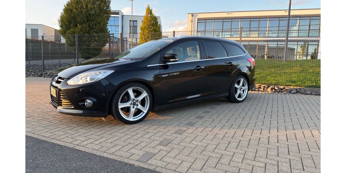 Ford Focus 127.500 km 8.290 &euro; Wilnsdorf 57234