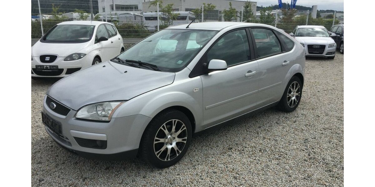 Ford Focus Klima, AHK.,Tüv Neu! 198.000 km 2.250 &euro; Himmelkron 95502