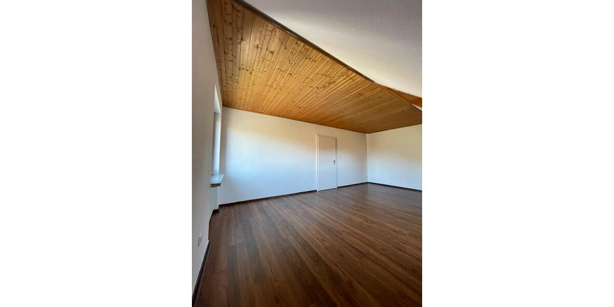 Etagenwohnung Burgwedel - 3 Zimmer, 68 m&sup2;, 714&euro; | Angebot:26327313