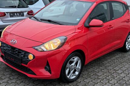Hyundai i10 23.000 km 10.900 &euro; Völklingen 66333