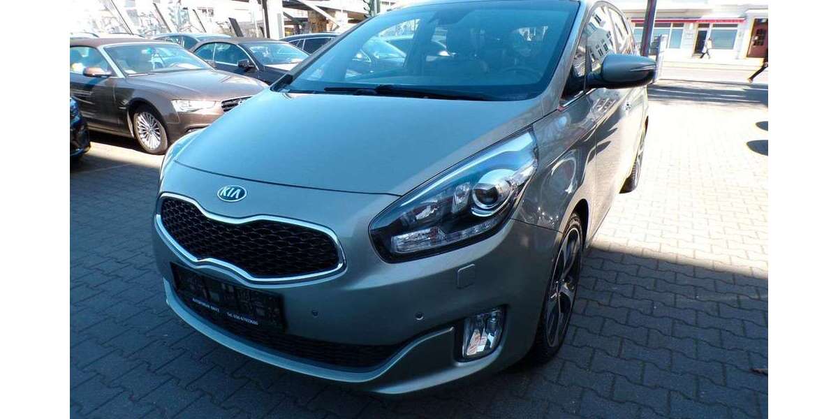 Kia Carens 93.000 km 11.990 &euro; Berlin 12347