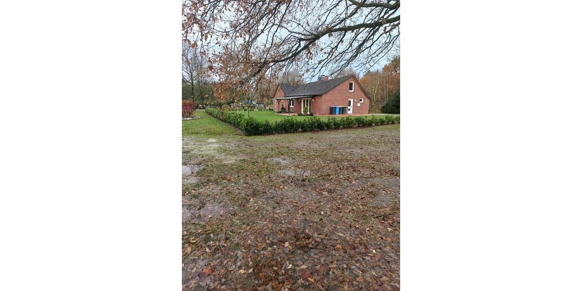 Freistehendes Einfamilienhaus mit großem Garten 3 zimmer