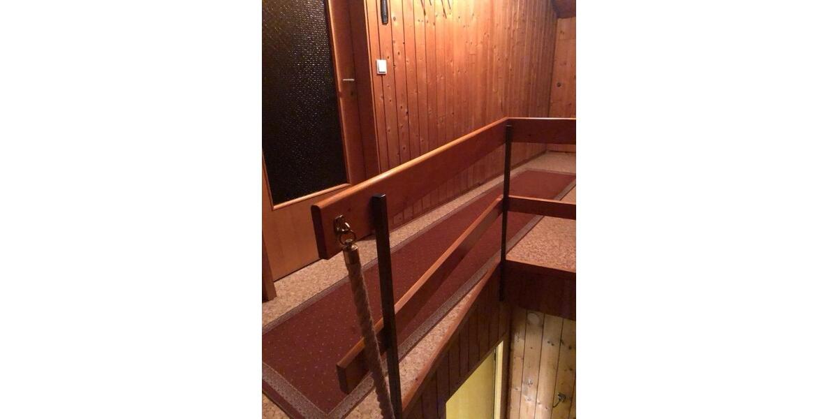 6 Zimmer Haus zu Vermieten - Nähe Busbahnhof 6 zimmer