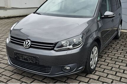 VW Touran 268.000 km 5.500 &euro; Ravensburg 88214