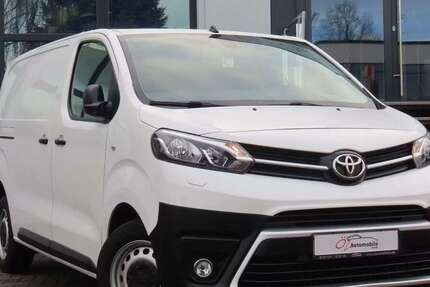 Toyota Proace 33.763 km 18.900 &euro; Neuss 41469
