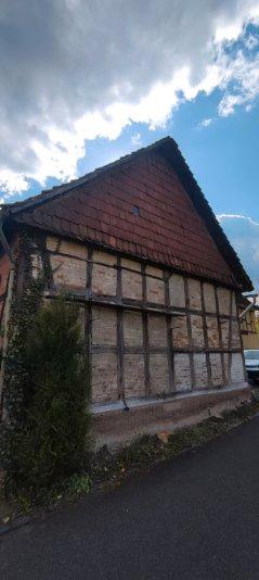 Einfamilienhaus Treffurt - 6 Zimmer, 120 m&sup2;, 70.000&euro; | Angebot:27086412