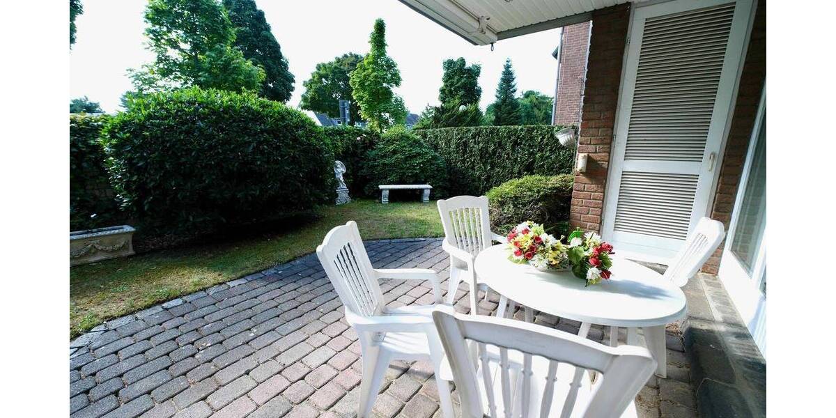 Traumhafte 122 m² Erdgeschosswohnung mit großzügigem Garten, Terrasse und TG Platz in Büderich 3 zimmer