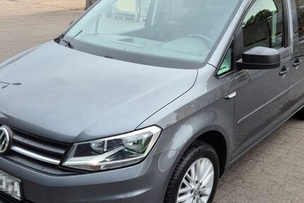 VW Caddy 143.600 km 14.500 &euro; Ditfurt 06484