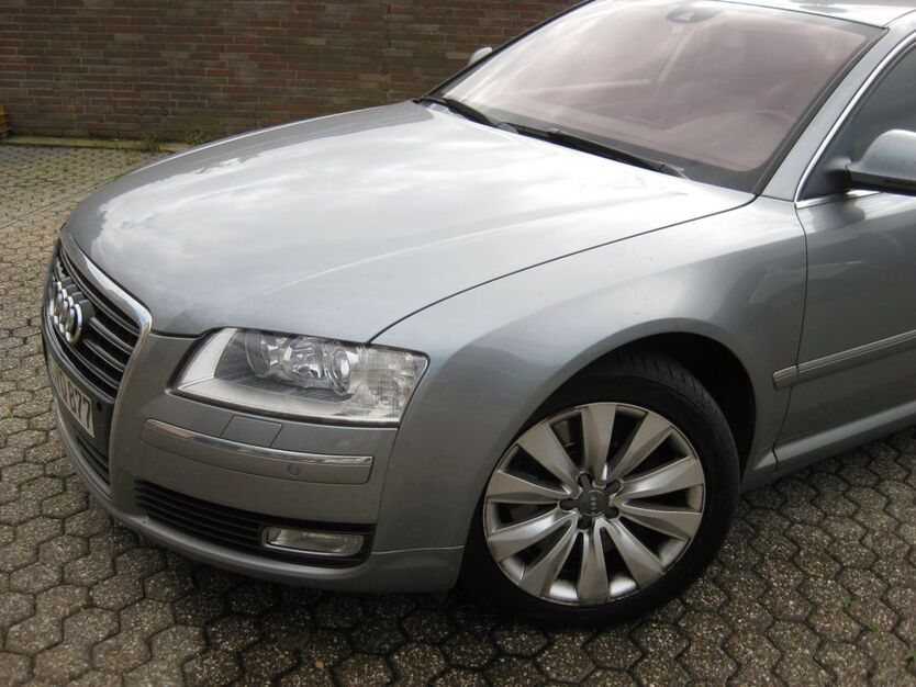 Audi A8 440.000 km 7.400 € Grevenbroich 41515