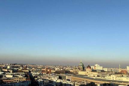 Leben über den Dächern Berlins: Sanierte 3-Zimmer-Wohnung mit zwei Balkonen 3 zimmer