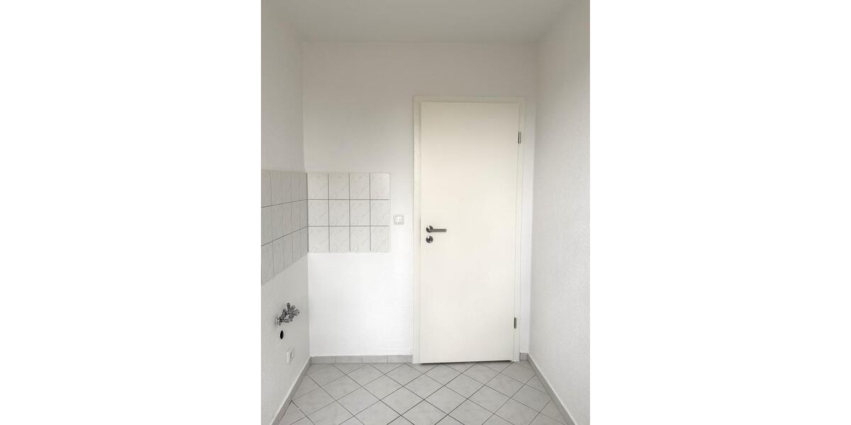 Dachgeschoßwohnung Möckern - 2 Zimmer, 43 m&sup2;, 300&euro; | Angebot:25992690