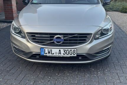 Volvo V60 160.000 km 14.900 &euro; Boizenburg 19258
