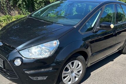 Ford S-Max 250.000 km 3.999 &euro; Köln 50739