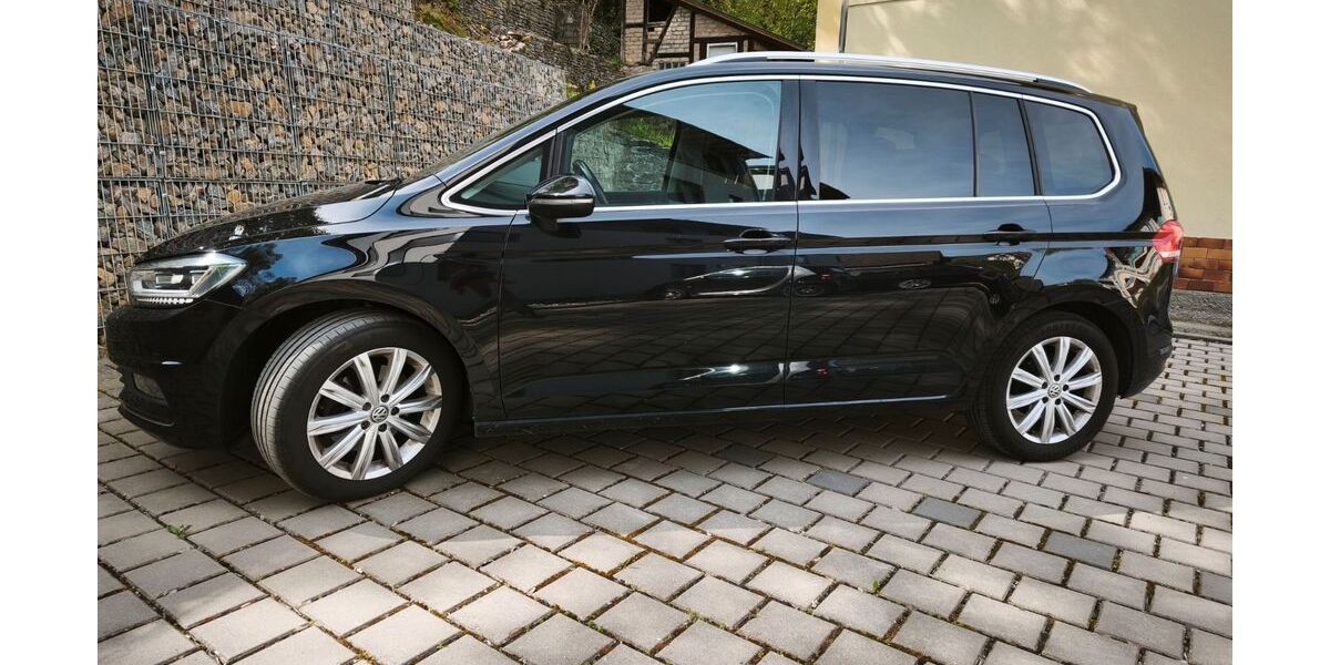 VW Touran 96.500 km 17.799 &euro; Meiningen 98617