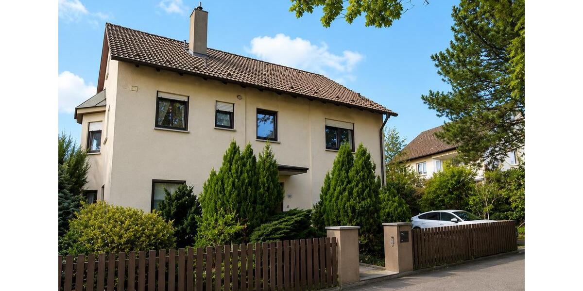 Etagenwohnung Kitzingen - 3 Zimmer, 80 m&sup2;, 1.050&euro; | Angebot:26656339