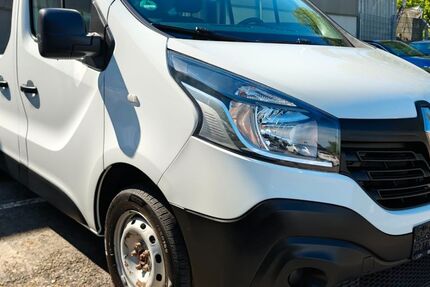 Renault Trafic 127.893 km 9.000 &euro; Diez 65582