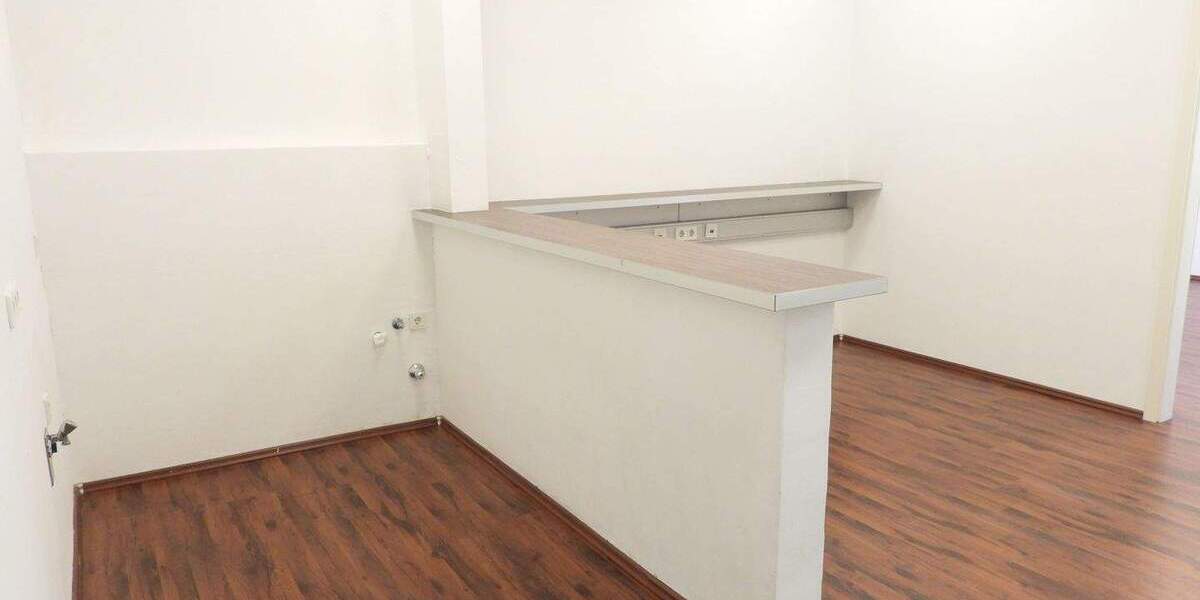 Gewerbeobjekt Nürnberg St Peter - 4 Zimmer, 128 m&sup2;, 890&euro; | Angebot:26843714