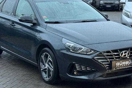 Hyundai i30 53.000 km 16.500 &euro; Wiesbaden 65201