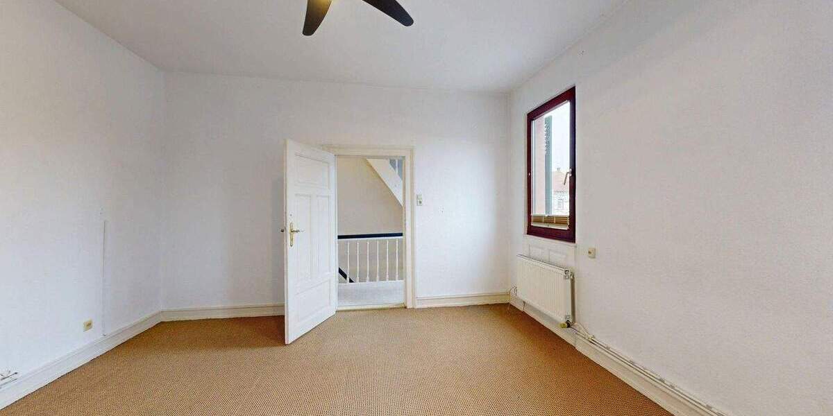 Mehrfamilienhaus, Wohnhaus Germersheim - 6 Zimmer, 125 m&sup2;, 220.000&euro; | Angebot:24738220