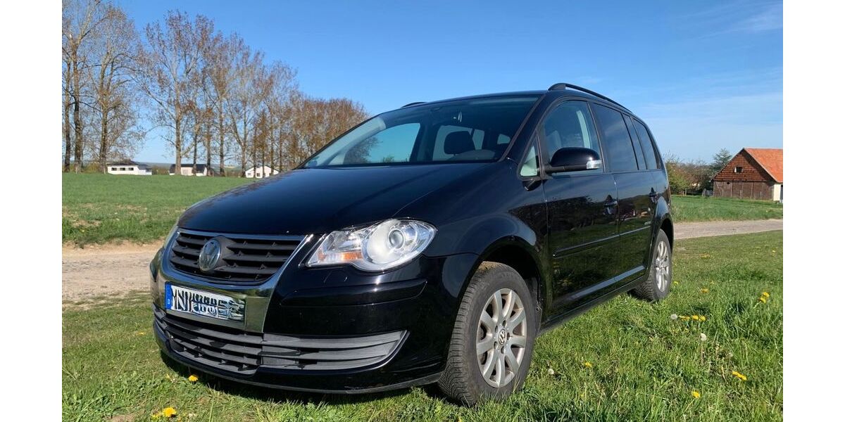 VW Touran 187.042 km 2.500 &euro; Dingelstädt 37351