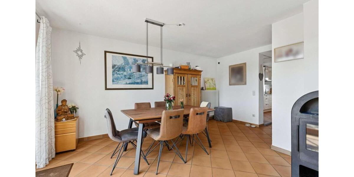 Einfamilienhaus Pohlheim - 6 Zimmer, 160 m&sup2;, 1.800&euro; | Angebot:26395099