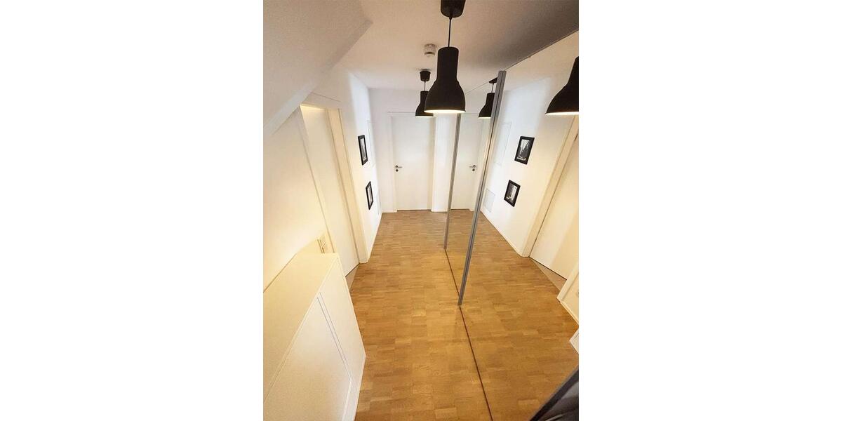 Dachgeschoßwohnung Bielefeld Schildesche - 3 Zimmer, 106 m&sup2;, 1.220&euro; | Angebot:26354376