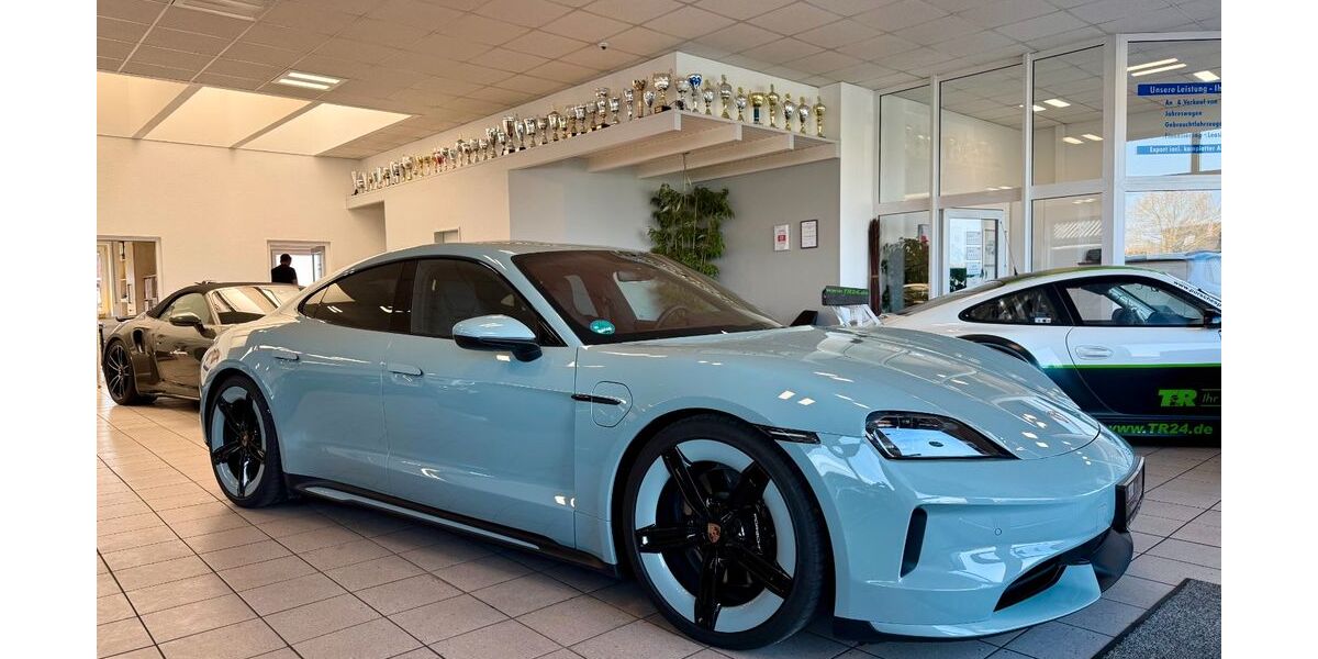 Porsche Taycan 6.478 km 117.850 &euro; Stuhr-Bremen 28816