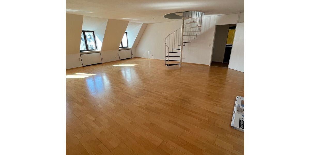 Maisonettenwohnung Bad Kissingen - 4.5 Zimmer, 140 m&sup2;, 1.340&euro; | Angebot:26546301