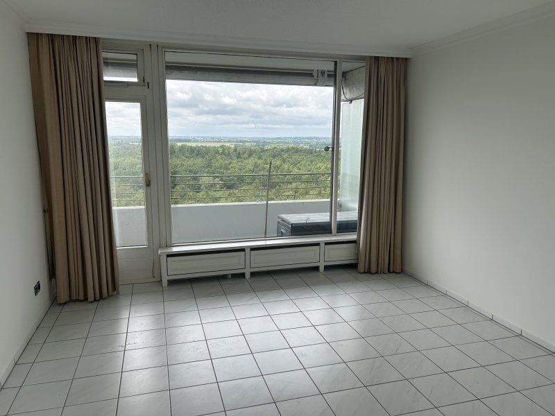 3-Zimmer-Eckappartement mit schönen Seeblick