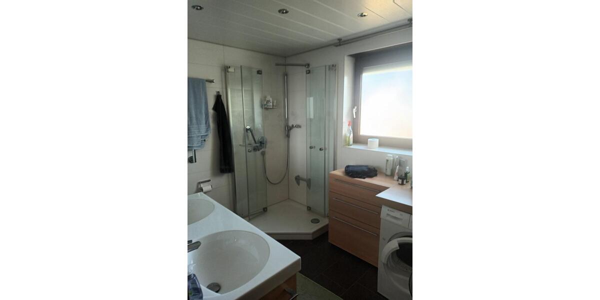 Einfamilienhaus Sachsenheim - 3.5 Zimmer, 124 m&sup2;, 599.000&euro; | Angebot:26313799