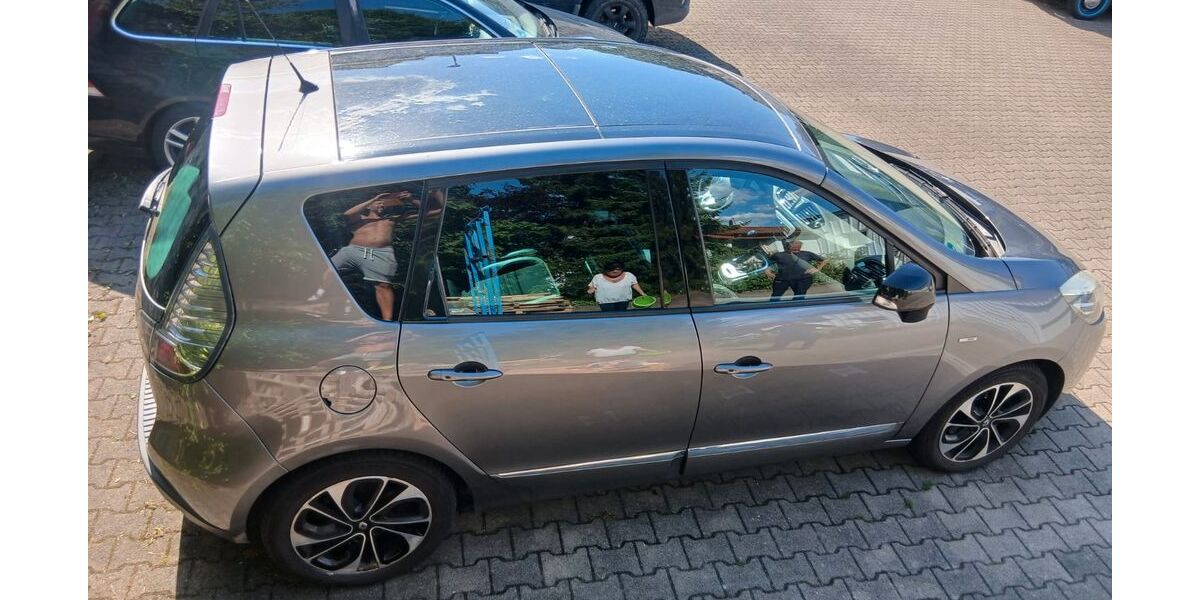Renault Scenic 129.000 km 3.800 &euro; Hildrizhausen 71157
