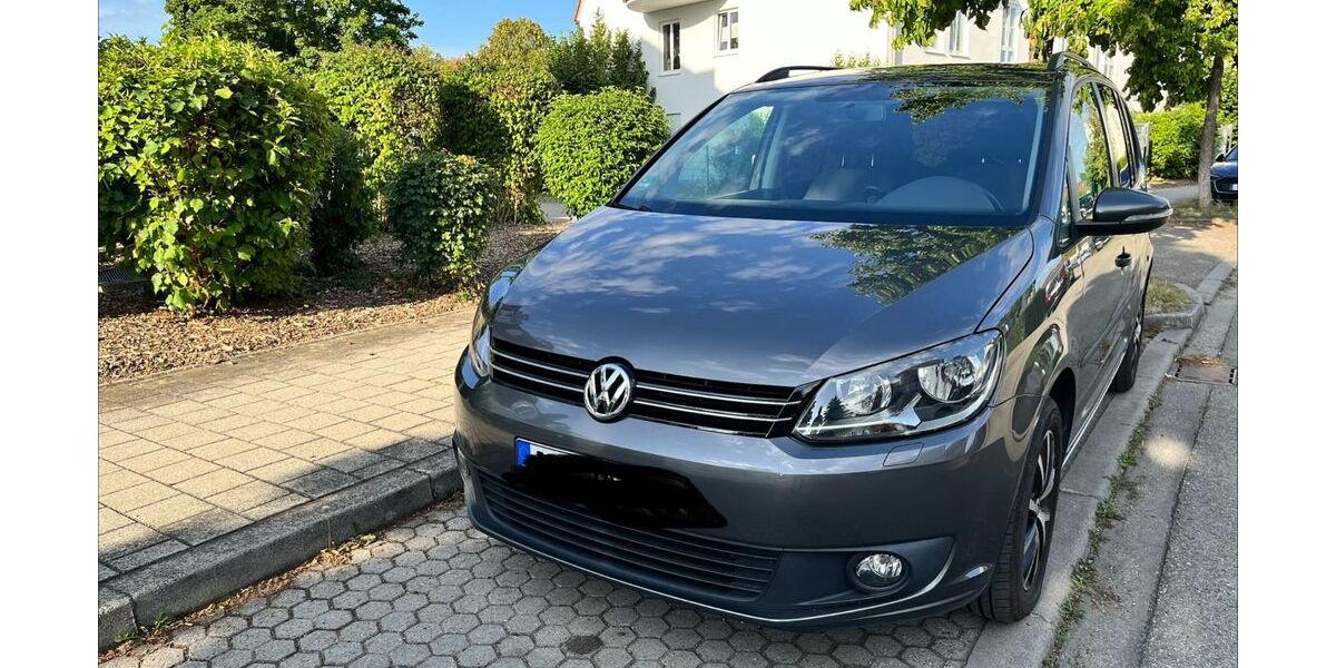 VW Touran 222.084 km 6.950 &euro; Ingolstadt 85049