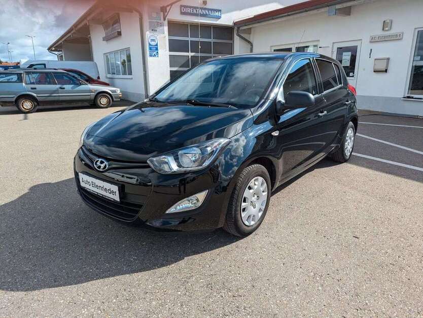 i20