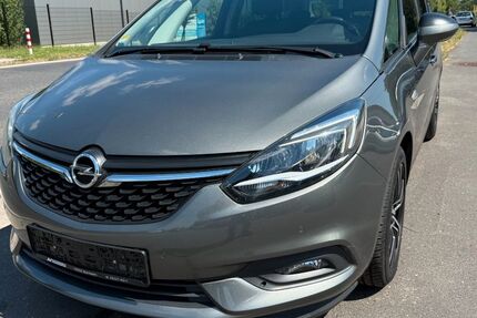 Opel Zafira 125.300 km 9.990 € Bornheim 53332