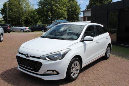 Hyundai i20 54.960 km 7.500 &euro; Großefehn 26629