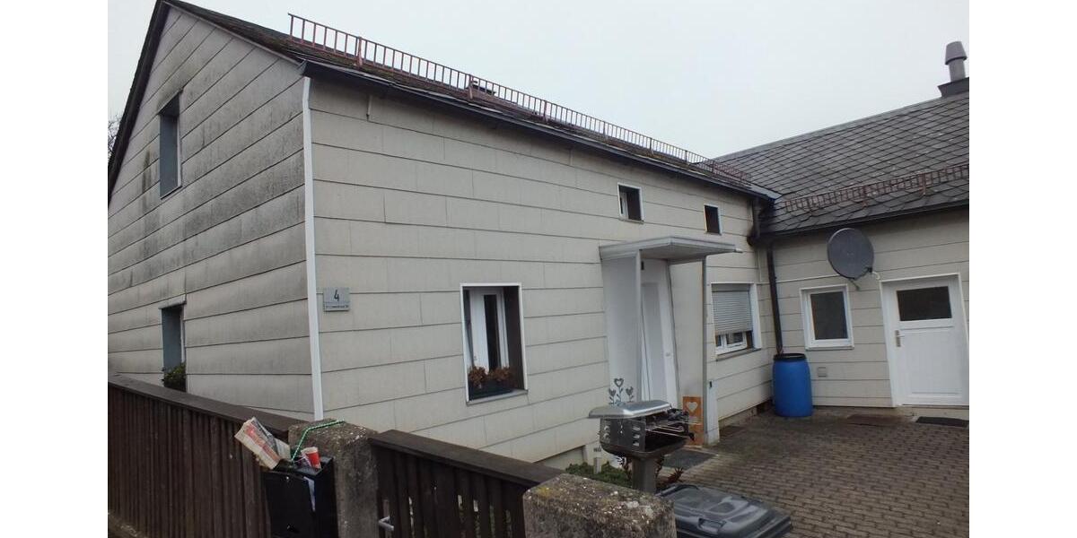 Haus im Grünen zur Miete - Marktredwitz, Stadtteil Leutendorf 1 zimmer