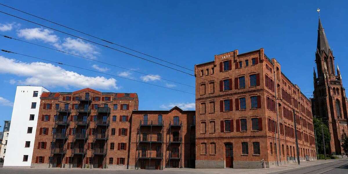 Etagenwohnung Schwerin Paulsstadt - 4 Zimmer, 147 m&sup2;, 1.454&euro; | Angebot:27101350