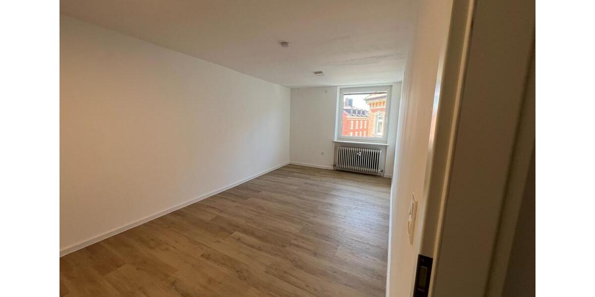 Etagenwohnung Bayreuth City - 1 Zimmer, 16 m&sup2;, 330&euro; | Angebot:25614040