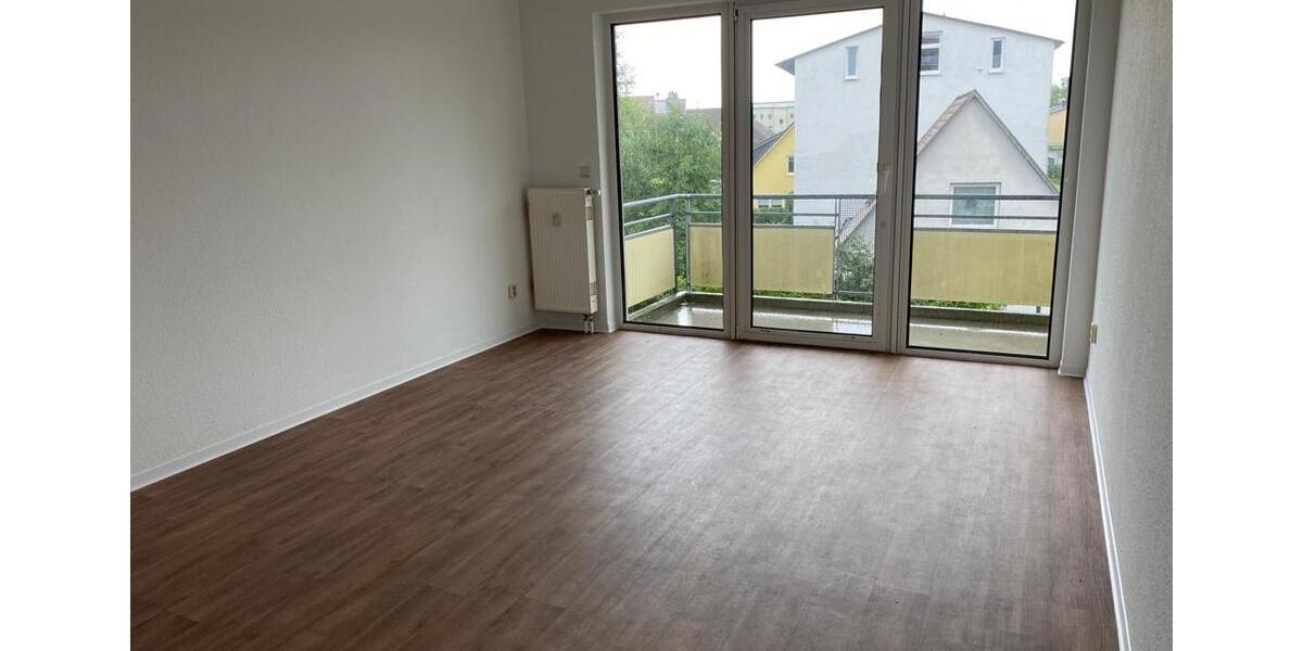 Etagenwohnung Güstrow - 3 Zimmer, 66 m&sup2;, 596&euro; | Angebot:26380503