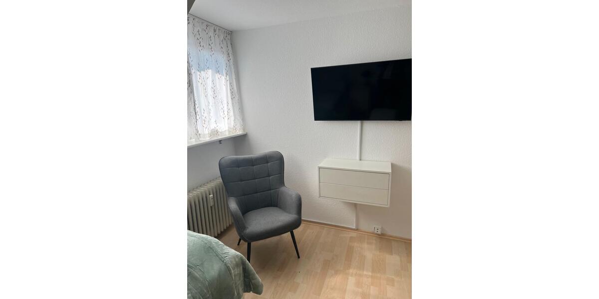 Dachgeschoßwohnung Neuenburg am Rhein - 1 Zimmer, 15 m&sup2;, 650&euro; | Angebot:26380271